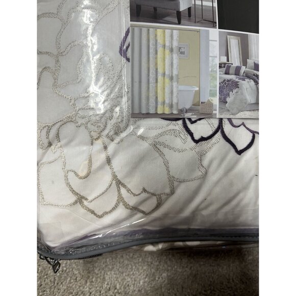 Madison Park Brianna 6 Piece Duvet Cover Set King/Cal King Purple &‎ Grey Floral - Picture 2 of 7